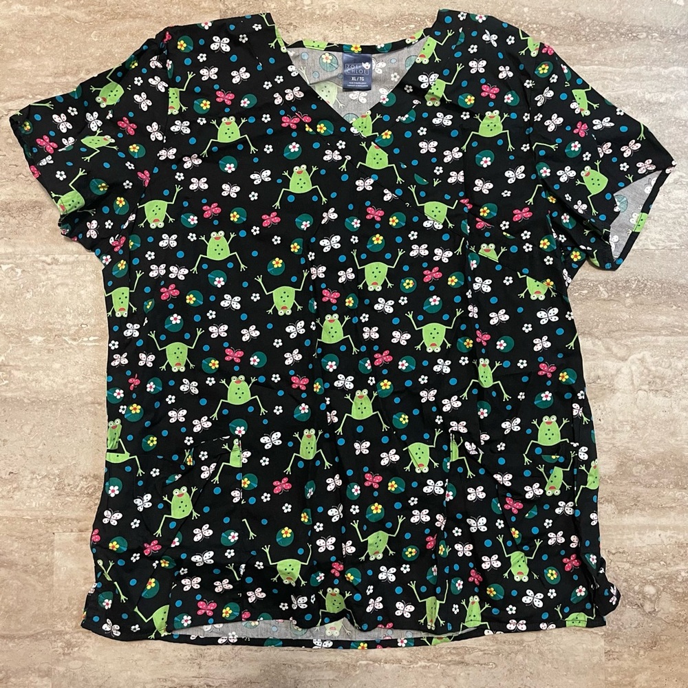 Zoe and Chloe womens scrub top XL
